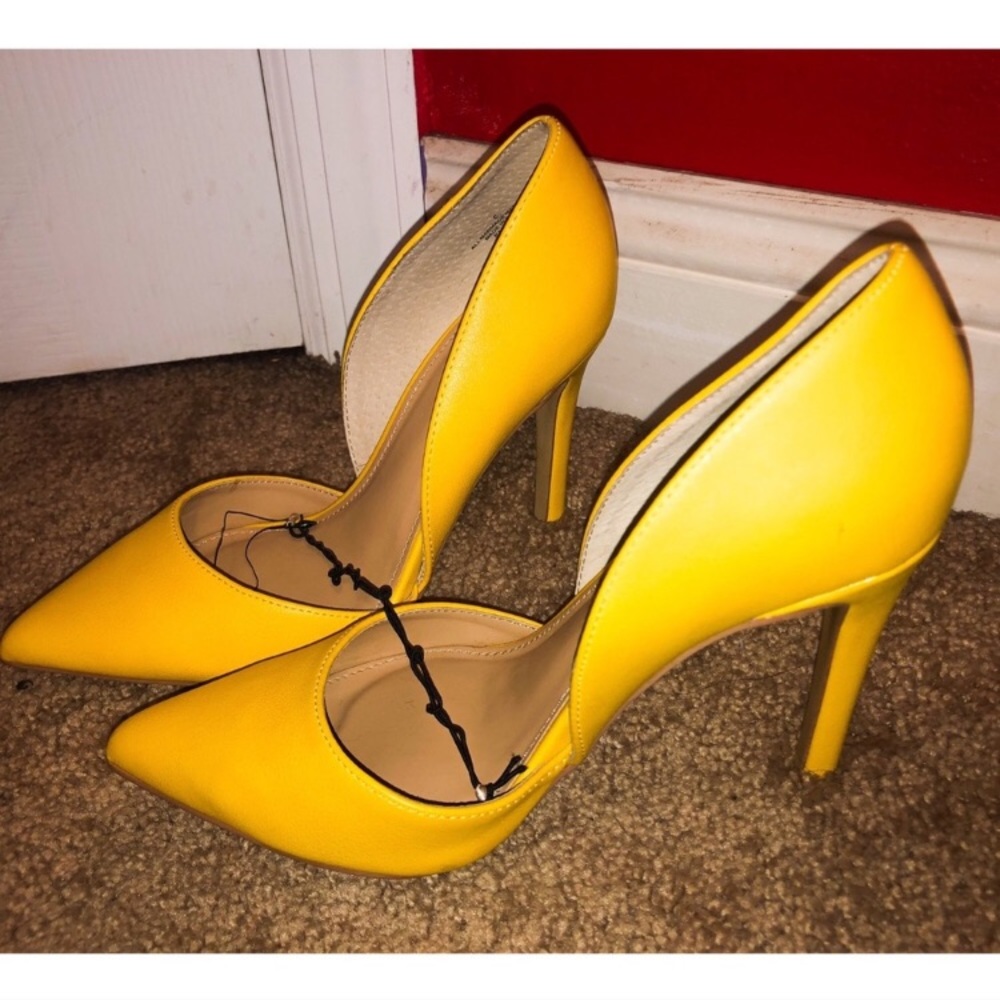 Yellow Pumps